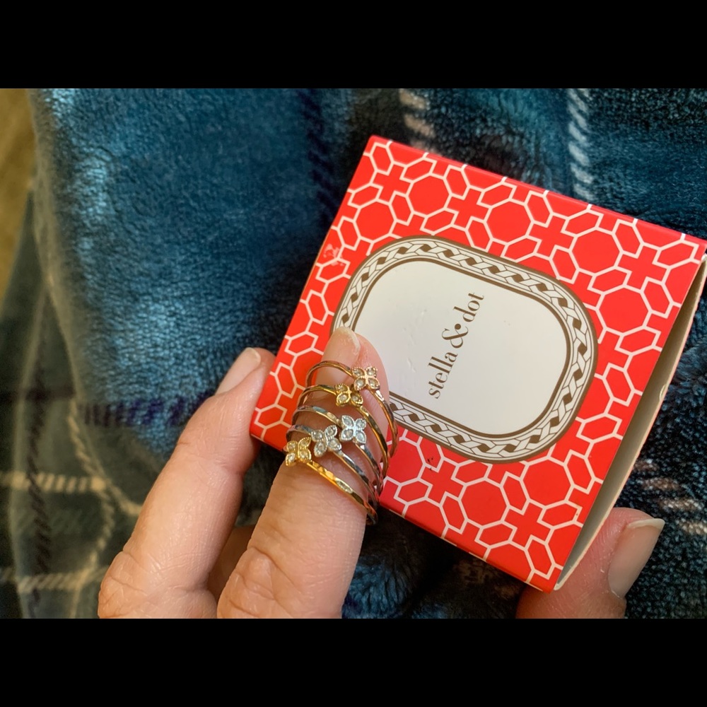 Stella and Dot stacking rings